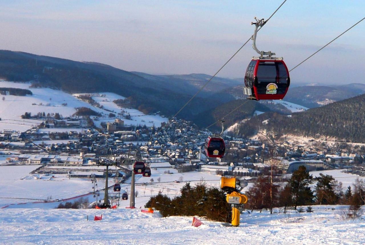 Komfort-Fewo Ettelsberg-Panorama Willingen  Ruang foto