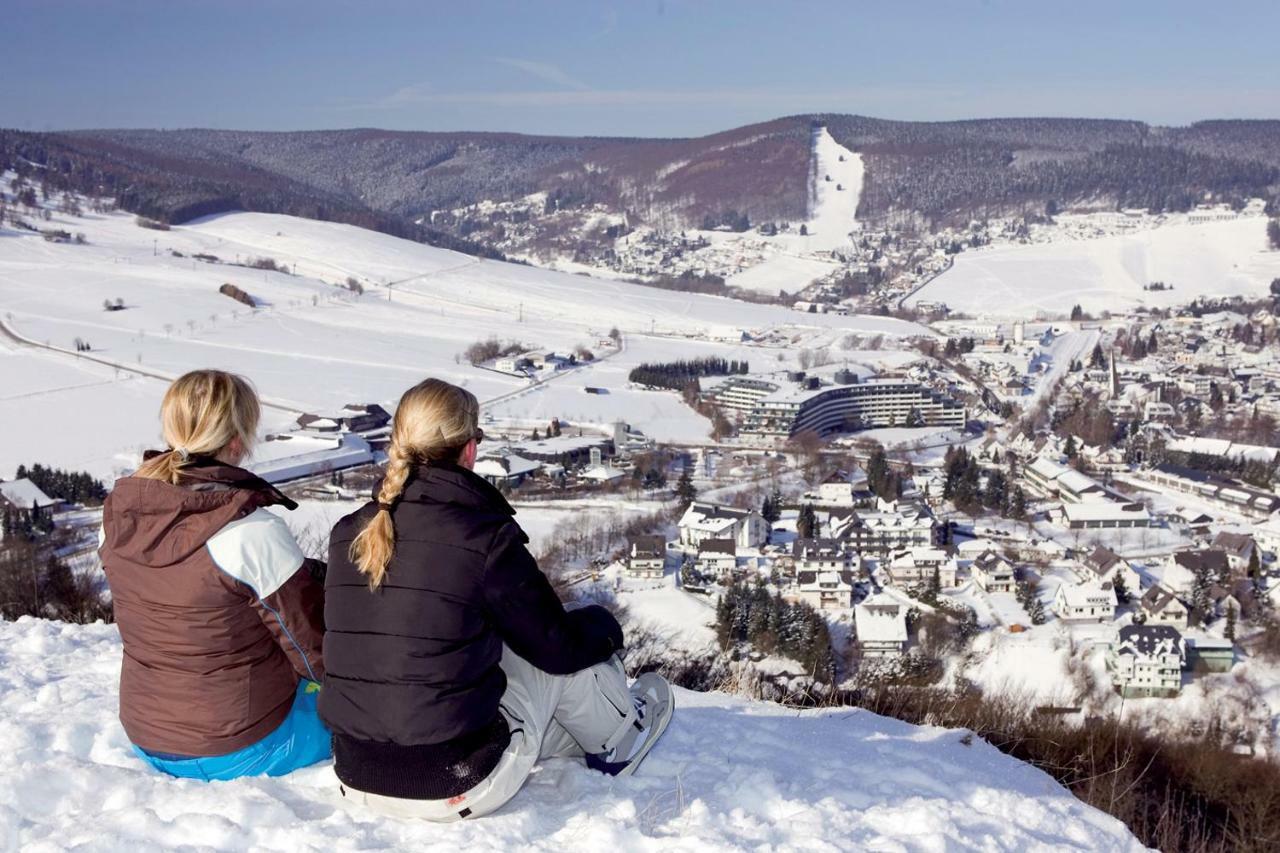 Komfort-Fewo Ettelsberg-Panorama Willingen  Ruang foto